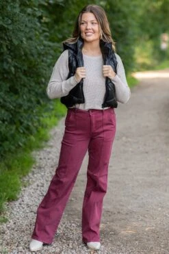 Black Hooded Channel Quilted Puffer Vest -Staccato Shop 3D4A1158 a9825874 b8ef 4d8c 9c2e dc554b8632d6