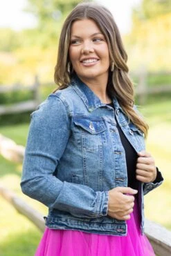 Medium Wash Classic Fit Denim Jacket