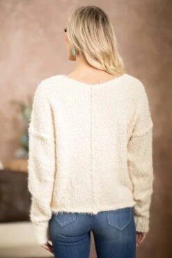 Cream V-Neck Eyelash Sweater -Staccato Shop 3D4A1232 d29c8d9c efda 448b b092 cbb6d79d8407