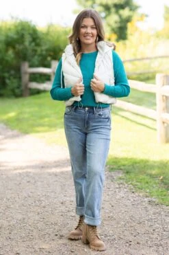 Off White Hooded Channel Quilted Puffer Vest -Staccato Shop 3D4A1411 ea89dd1c f8a7 4942 b63e dc70c977d1b2