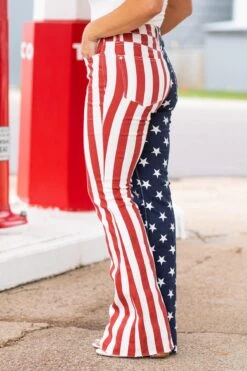Judy Blue Stars And Stripes Flare Jeans -Staccato Shop 3D4A1623 9cbddd97 a973 4462 9109 e8f4606e4b5c