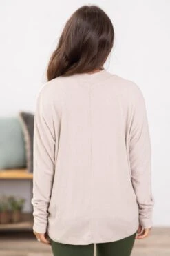 STACCATO Light Taupe Mock Neck Textured Top -Staccato Shop 3D4A1779 d015981f 5010 4a01 a22e e4b15f4879a0