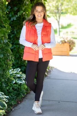 Red Channel Quilted Puffer Vest -Staccato Shop 3D4A2934 2