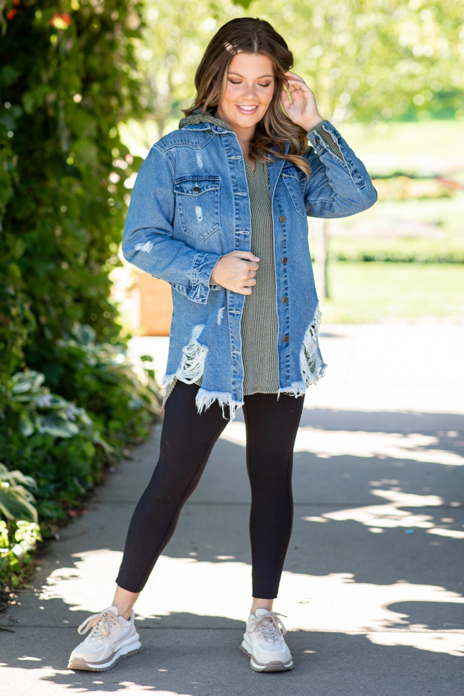 Medium Wash Frayed Hem Denim Jacket 5 Medium Wash Frayed Hem Denim Jacket - Image 3