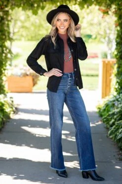 Black Faux Suede Shacket 8 Black Faux Suede Shacket -Staccato Shop 3D4A3173 2ff833e2 0db8 4052 a0f5 fd3fb57b4f0b