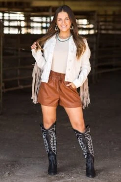 Judy Blue Off White Denim Jacket With Fringe -Staccato Shop 3D4A4108 d8d0f994 fce5 4580 a1e4 2500a2842c38