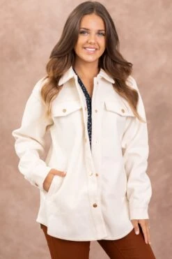 Ivory Felt Shacket -Staccato Shop 3D4A4913 8f306bcc a01a 4df6 a776 1de8e9030ce9