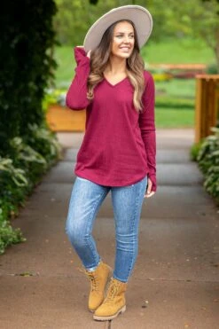Burgundy V-Neck Ribbed Top With Thumbholes -Staccato Shop 3D4A5250 04913282 1d49 4ad5 b87a 60d64b0b5efd