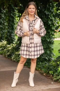 STACCATO Peach Channel Quilted Vest -Staccato Shop 3D4A5816 e0896bd9 2042 4484 87f5 305021fa50a4