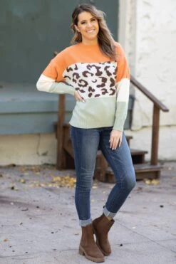 Cream Multicolor Animal Colorblock Sweater -Staccato Shop 3D4A6760 5340d34f 6e4f 4aed 86d9 dd582dd2e332