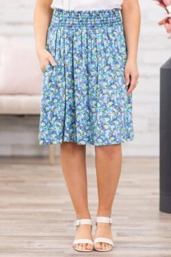 Staccato Shop 32 Aqua Multicolor Floral Print Knee Length Skirt