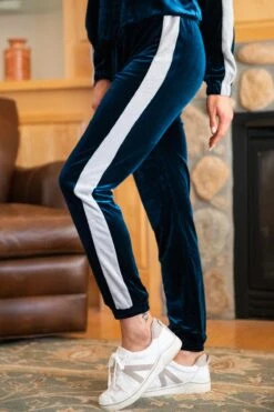 Teal And Silver Velour Joggers -Staccato Shop 3D4A8980 da5cbfb1 2961 496e bb5c 108caaf27ec4