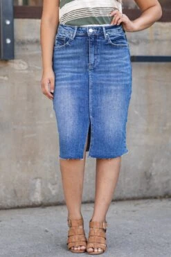 Risen Medium Wash Fray Hem Denim Skirt 11 Risen Medium Wash Fray Hem Denim Skirt -Staccato Shop 3D4A9369 ebcfc5d4 eaa0 4646 b4a3 16428deb5015